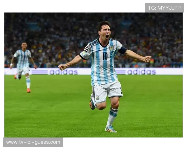 阿根廷足球传奇球星退役后人生发展及对足球的影响分析